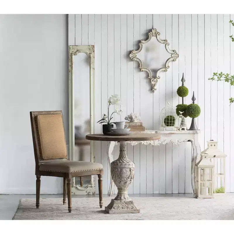 Specchio Decorativo da Parete Bianco con Motivo a Volute, 76 x 60 cm