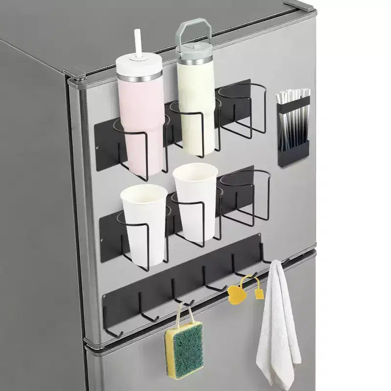 Organizzatore magnetico per tazze con ganci e porta cannucce