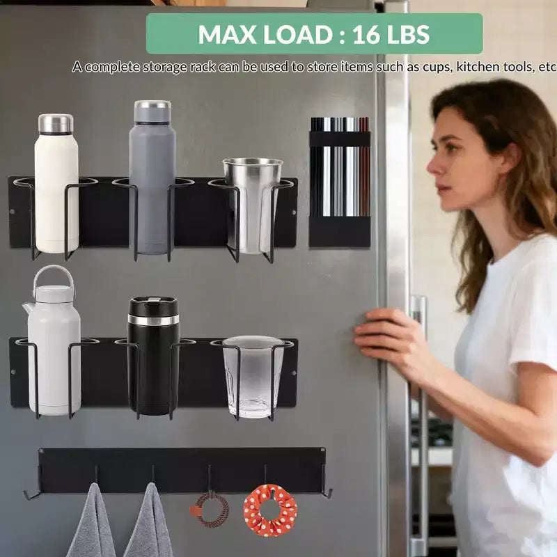 Organizzatore magnetico per tazze con ganci e porta cannucce