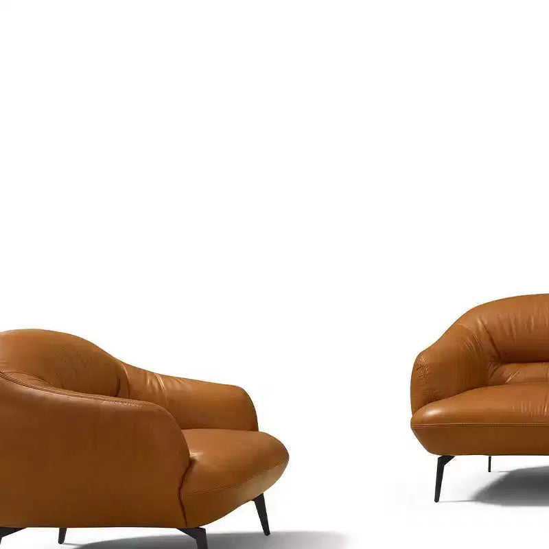 Divano in pelle color cognac da 168 cm con cuscini morbidi e gambe in metallo, quattro posti