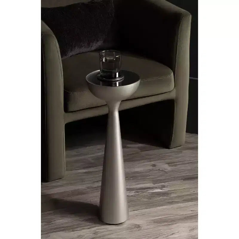 Tavolino d'appoggio rotondo a specchio
