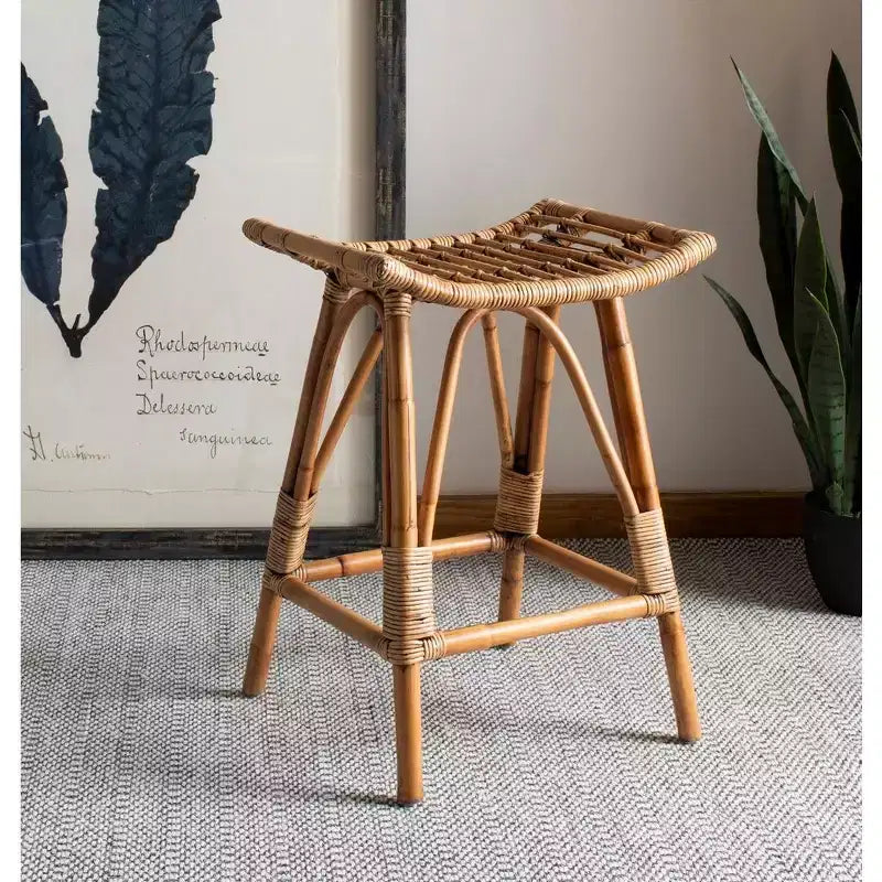 Sgabello da bancone in rattan naturale con struttura in legno, altezza seduta 65 cm