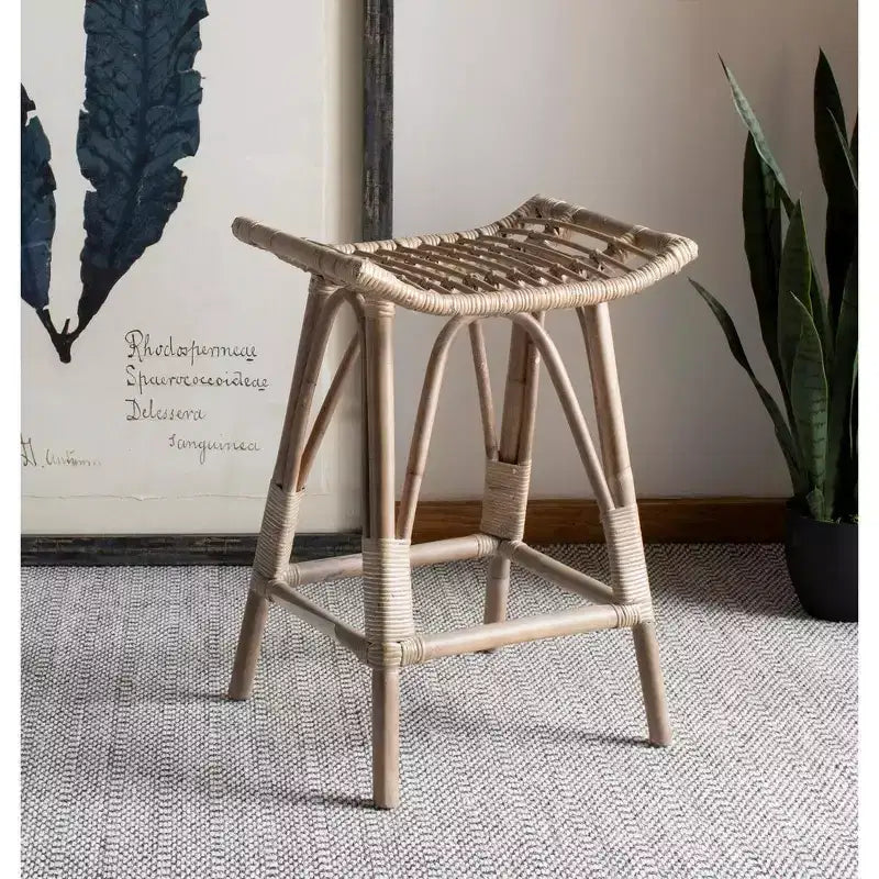 Sgabello da bancone in rattan naturale con struttura in legno, altezza seduta 65 cm